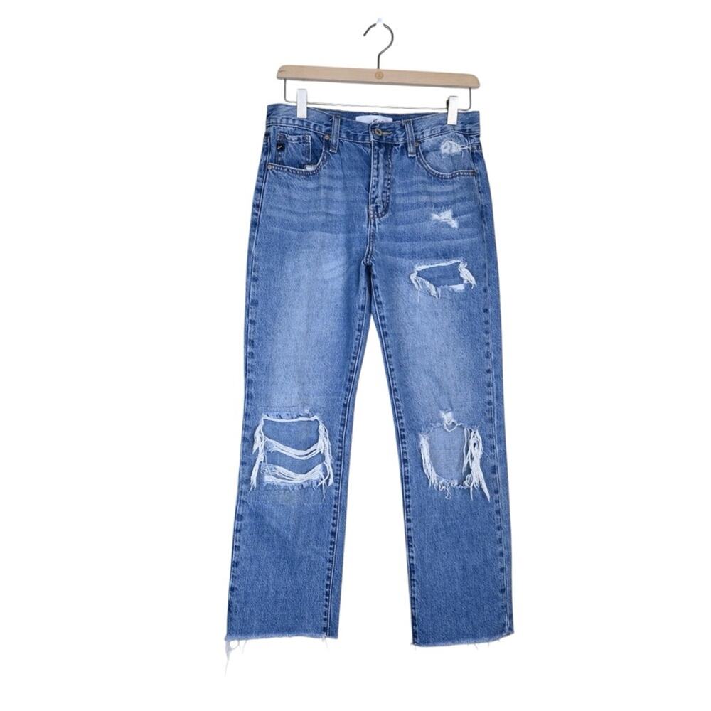 KanCan Women's 5/26 Distressed Straight Crop Ankle Jean